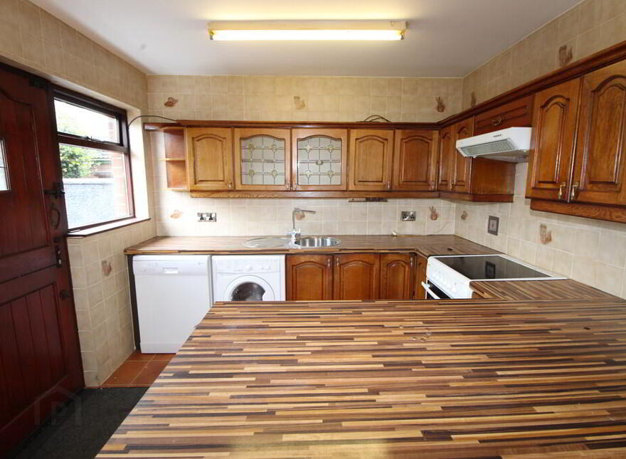 6 Sandyknowes Drive, Newtownabbey, BT36 5DF