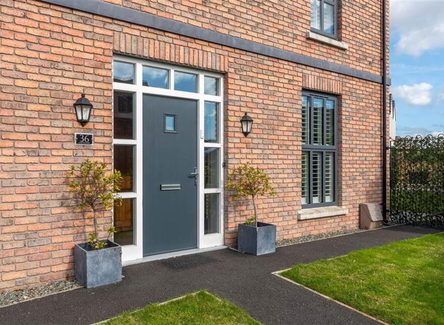 36 Castlegate, Galgorm, Ballymena, BT42 1SD