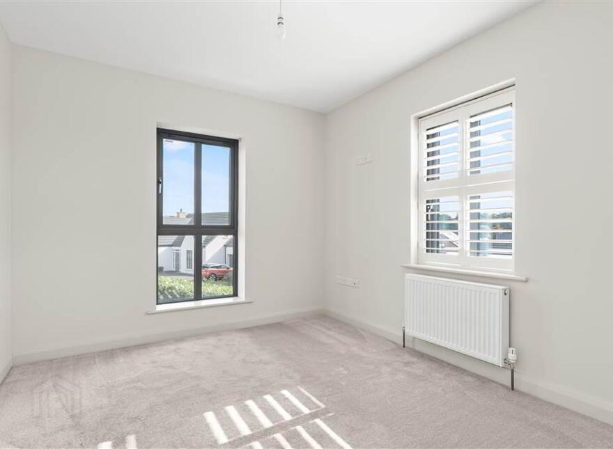 36 Castlegate, Galgorm, Ballymena, BT42 1SD
