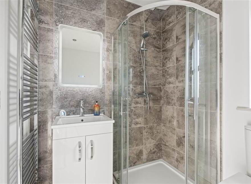 36 Castlegate, Galgorm, Ballymena, BT42 1SD