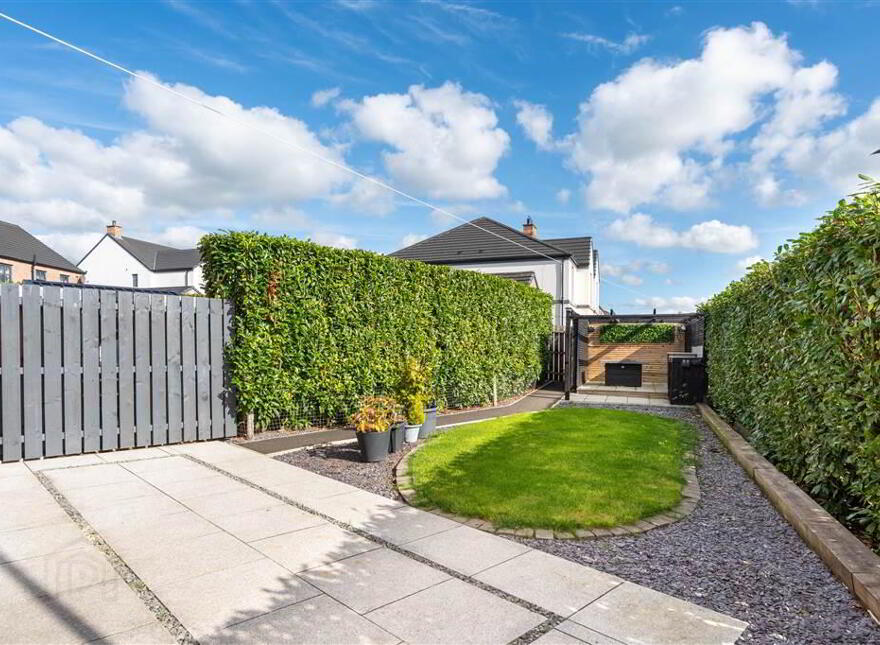 36 Castlegate, Galgorm, Ballymena, BT42 1SD