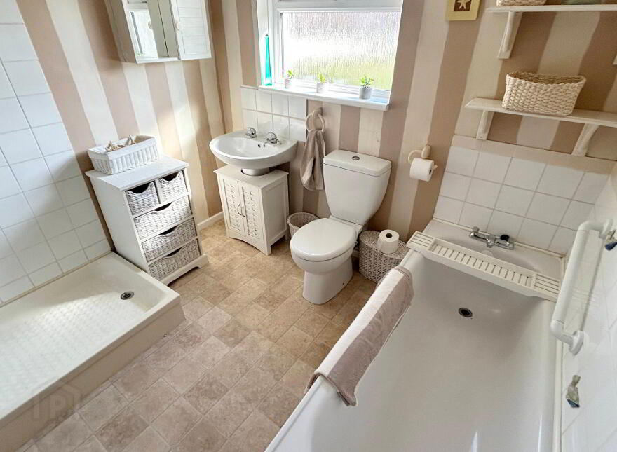 102 Hazelbank Road, Coleraine, BT51 3DZ