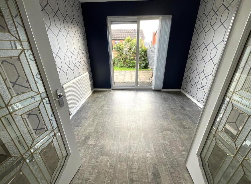 4 Nelson Court, Belfast, BT13 2NN