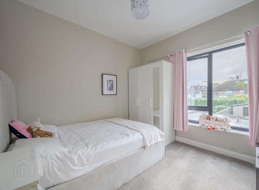 17 Knockburn Park, Belfast, BT5 7AY