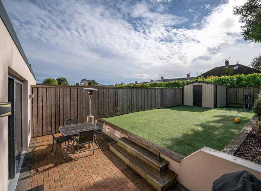 17 Knockburn Park, Belfast, BT5 7AY