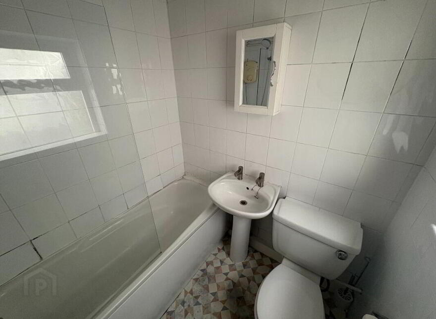 132 Donnybrook Street, Belfast, BT9 7DG
