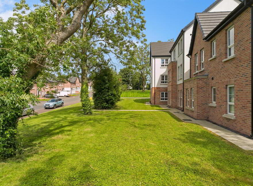 31 Ballyveigh Gardens, Antrim, BT41 2FH