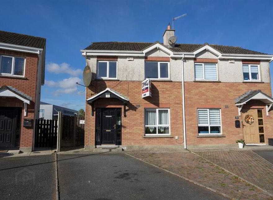 32 Beauparc, The Loakers, Dundalk, A91DTD9 photo