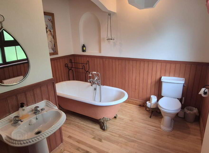 2 Gleneagles, Derry, BT48 7FT