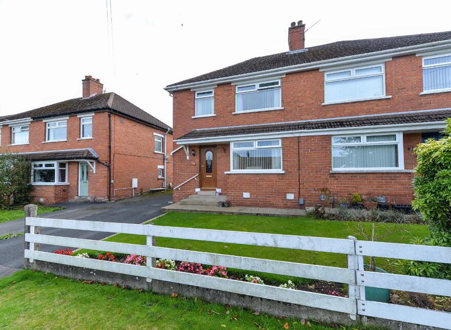 39 Moyne Park, Belfast, BT5 7QT photo