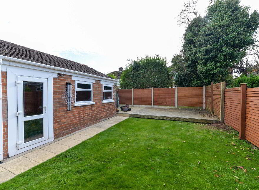 39 Moyne Park, Belfast, BT5 7QT