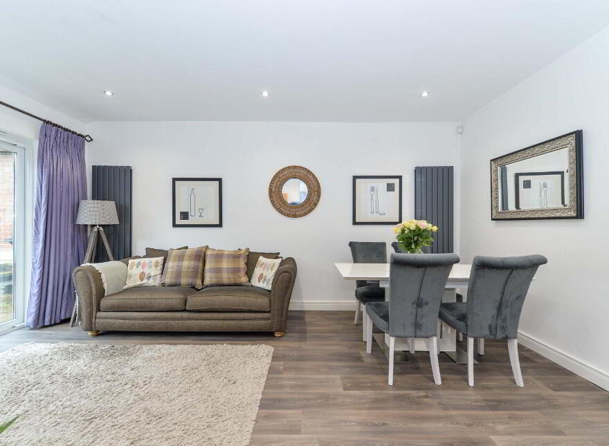 67 Norwood Drive, Belfast, BT4 2EB