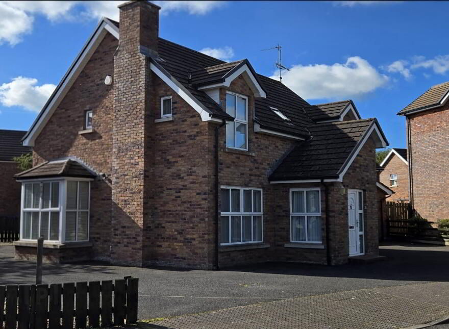 42 Meadowcroft, Dromore, Omagh, BT78 3JA