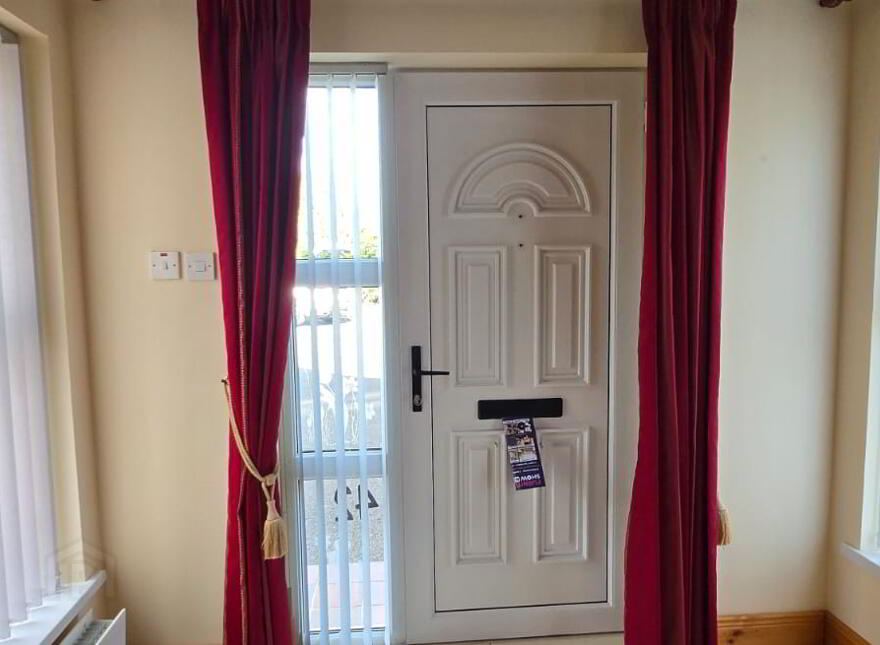 42 Meadowcroft, Dromore, Omagh, BT78 3JA