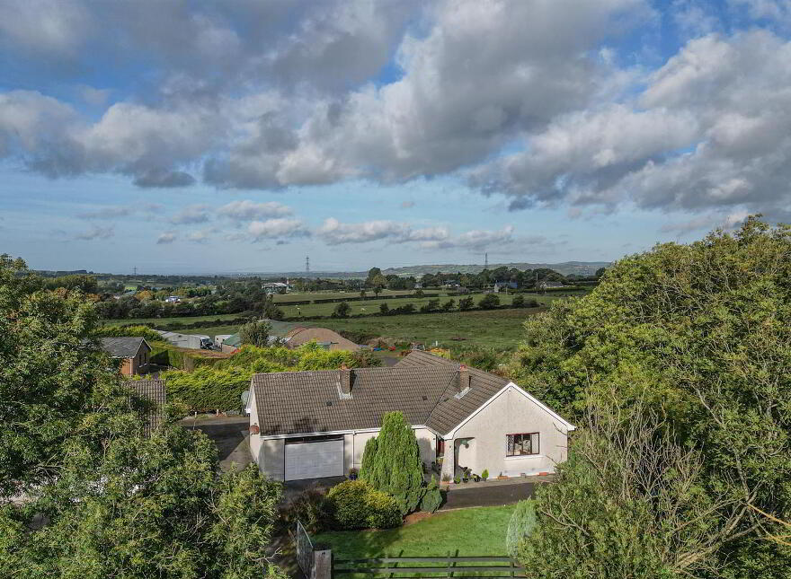 14 Ballycraigy Road South, Newtownabbey, BT36 4SZ