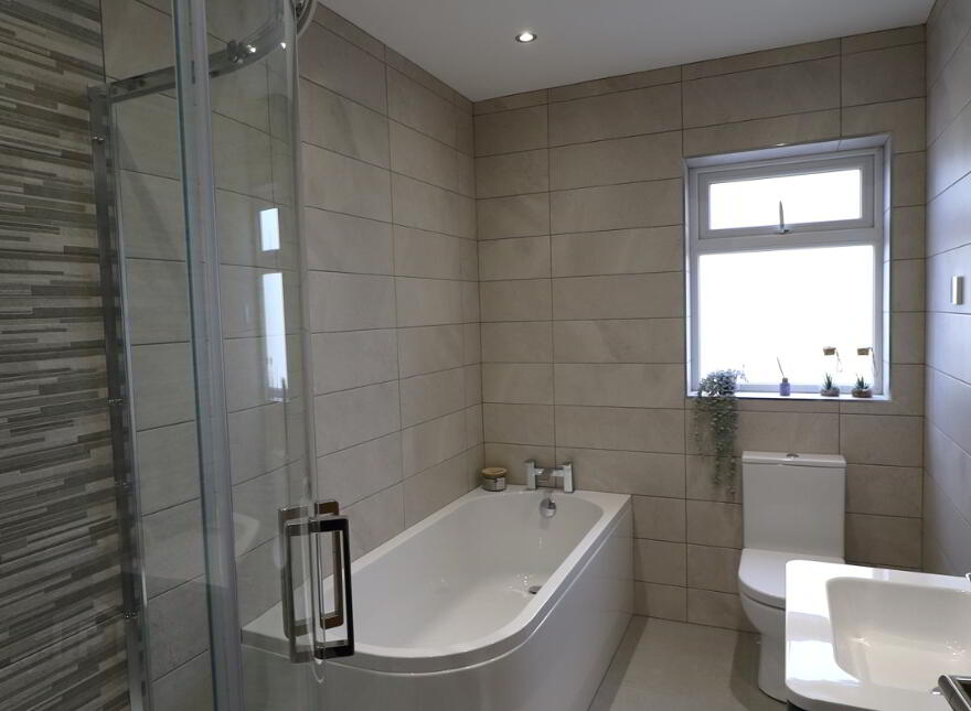 7 Granite Mews, Main Street, Annalong, BT34 4FX