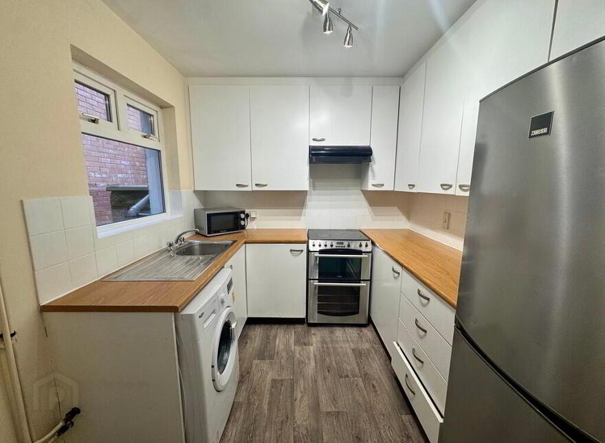 26 Ava Drive, Belfast, BT7 3DW