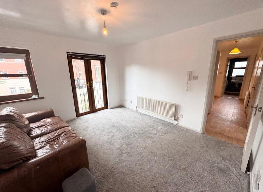 25 Ferndale Court, Lisburn Road, Belfast, BT9 7EE