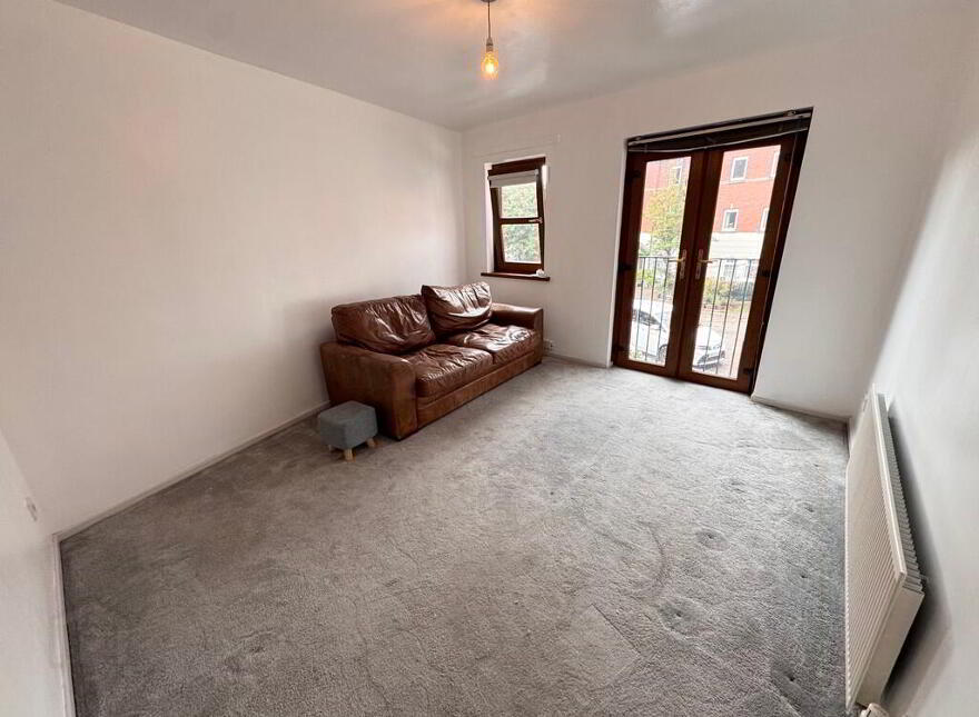 25 Ferndale Court, Lisburn Road, Belfast, BT9 7EE