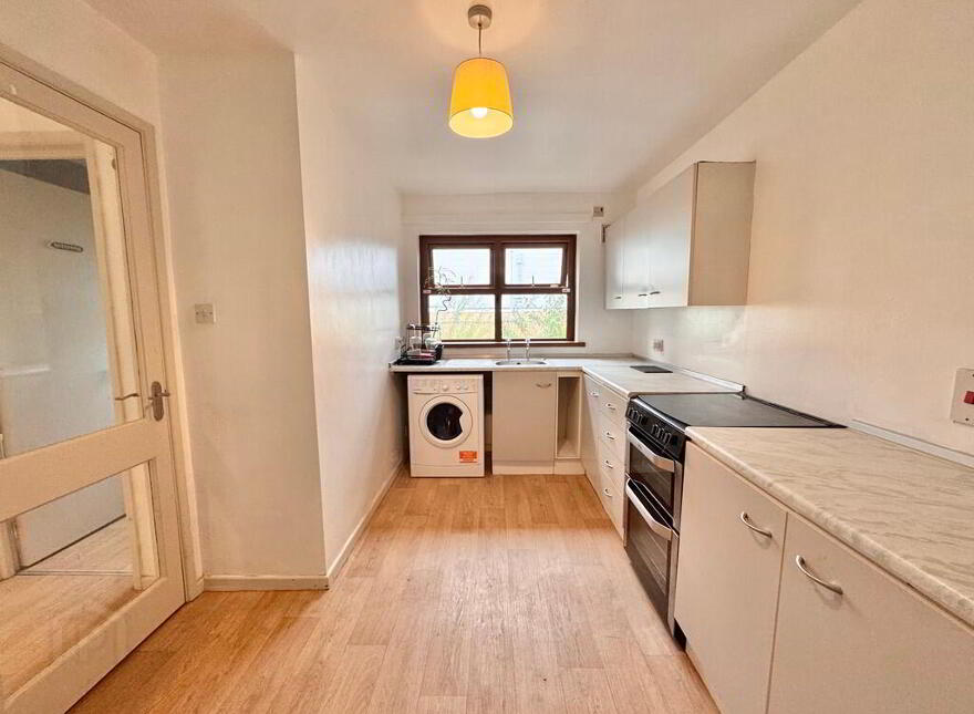 25 Ferndale Court, Lisburn Road, Belfast, BT9 7EE