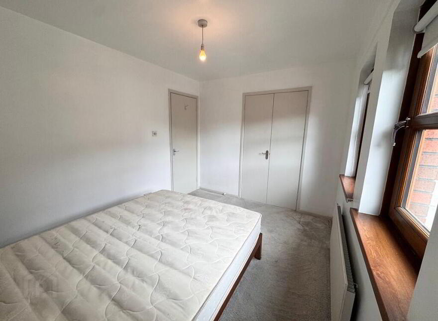 25 Ferndale Court, Lisburn Road, Belfast, BT9 7EE