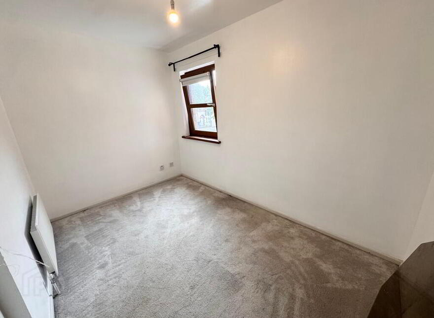 25 Ferndale Court, Lisburn Road, Belfast, BT9 7EE
