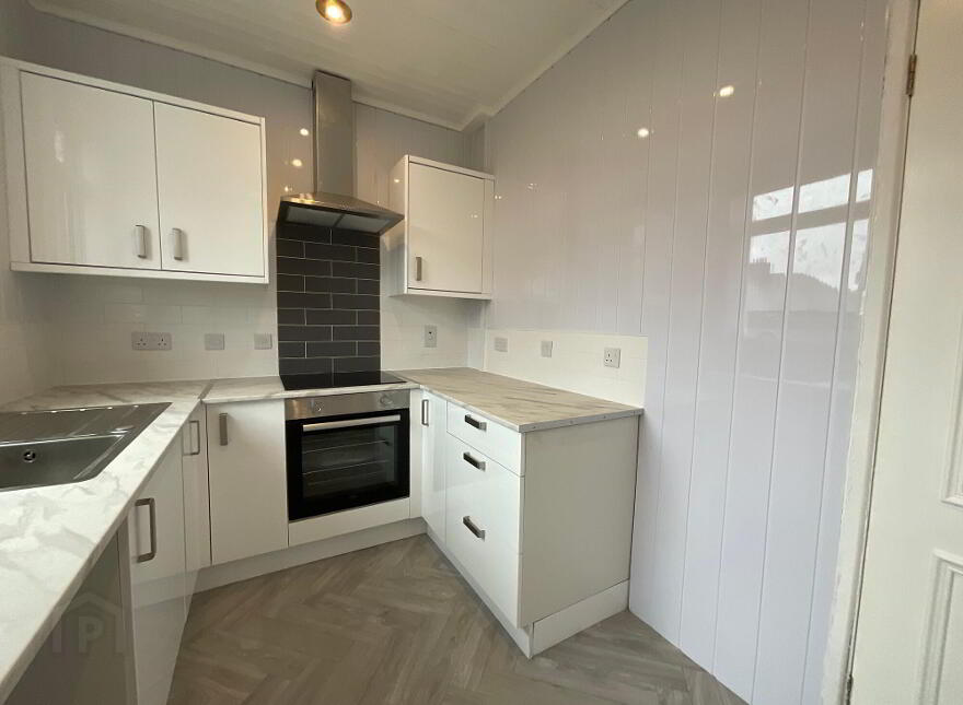 67 West Circular Road, Belfast, BT13 3QA