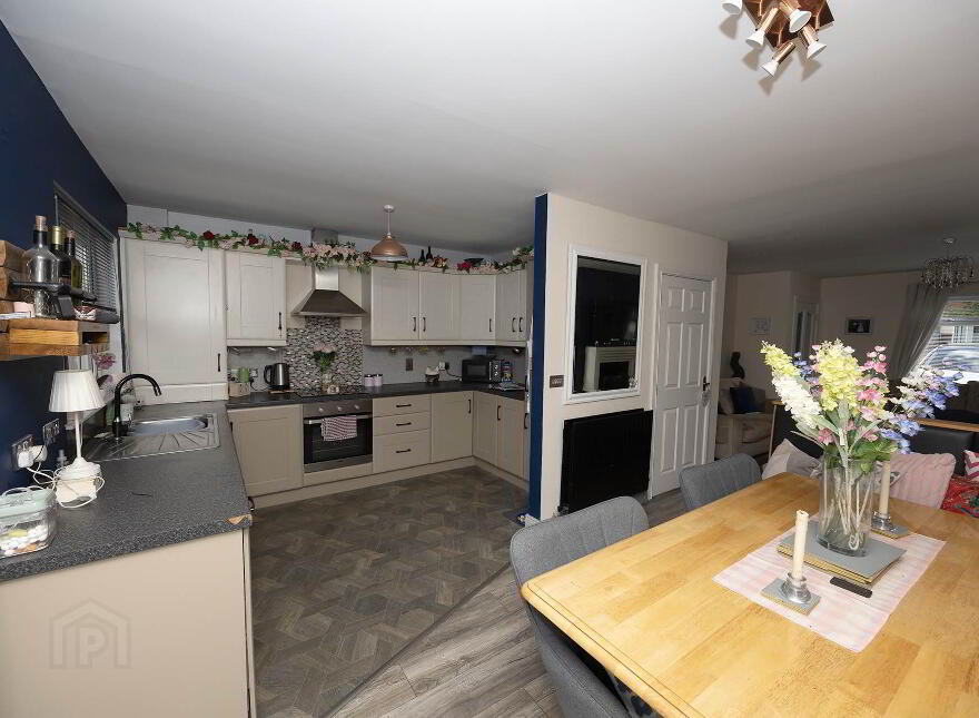 11 Ballynadrone Meadows, Magheralin, Craigavon, BT67 0FY