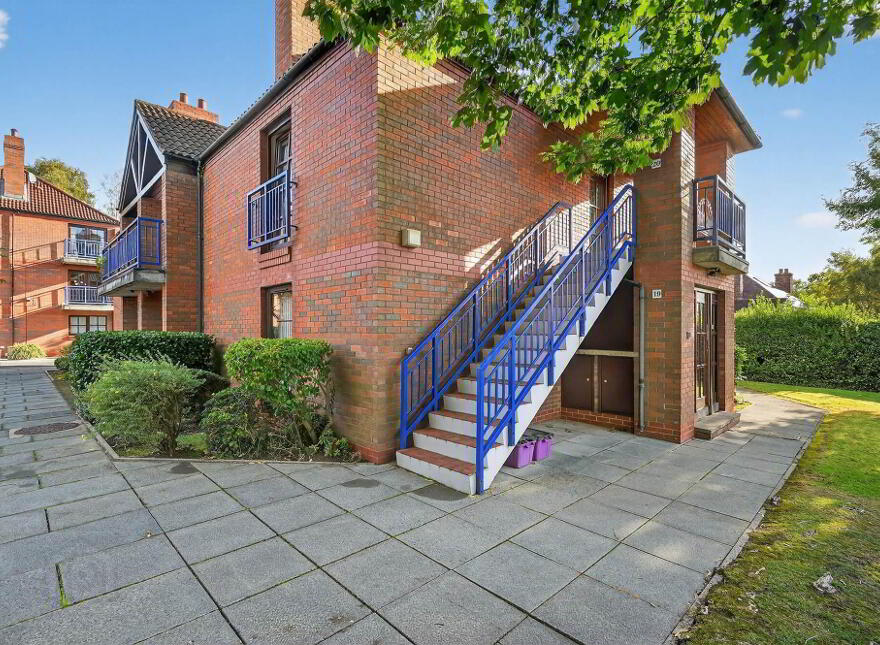 Apt 20, Cleaver Court, Belfast, BT9 5LX