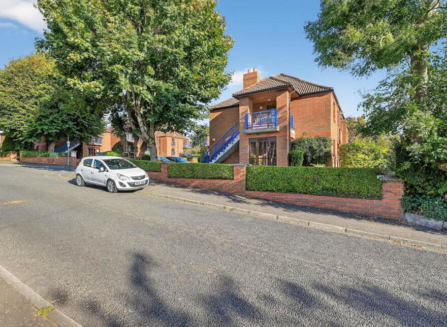 Apt 20, Cleaver Court, Belfast, BT9 5LX
