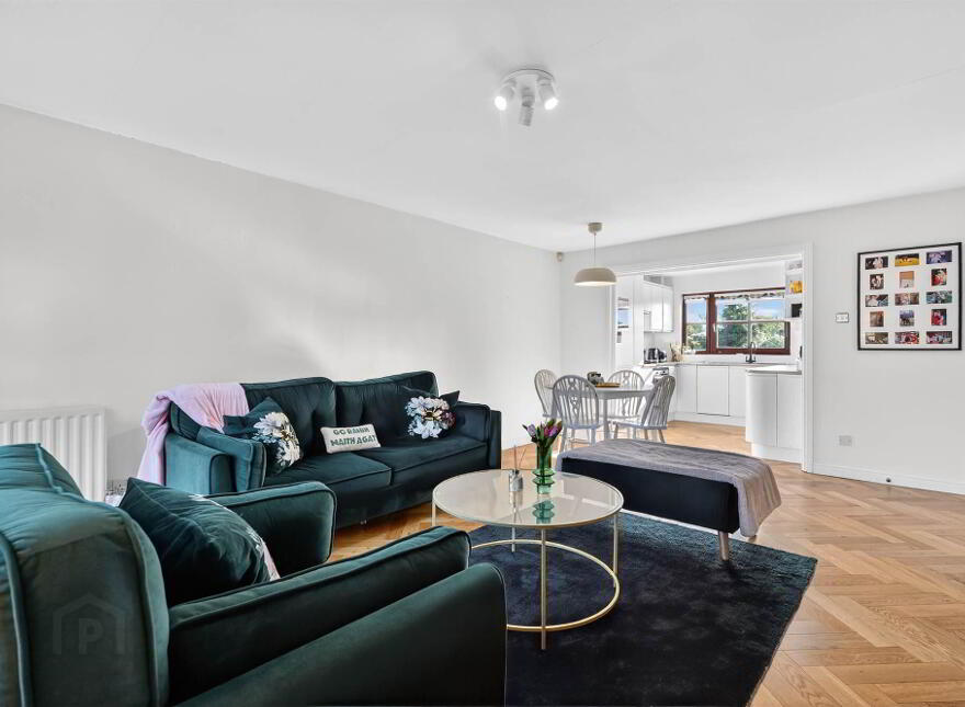 Apt 20, Cleaver Court, Belfast, BT9 5LX