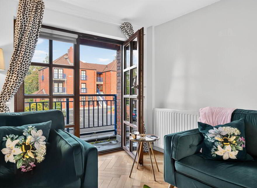 Apt 20, Cleaver Court, Belfast, BT9 5LX