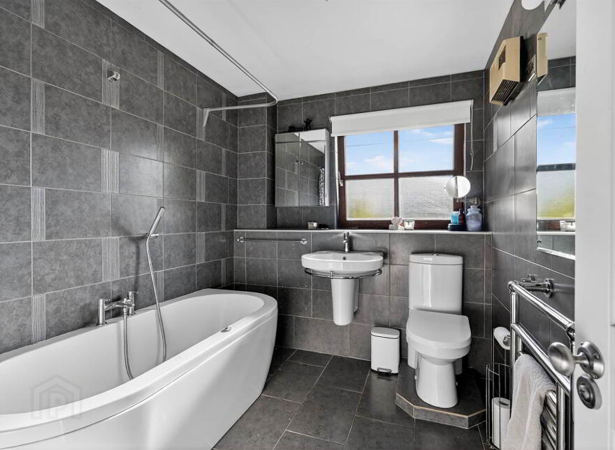 Apt 20, Cleaver Court, Belfast, BT9 5LX