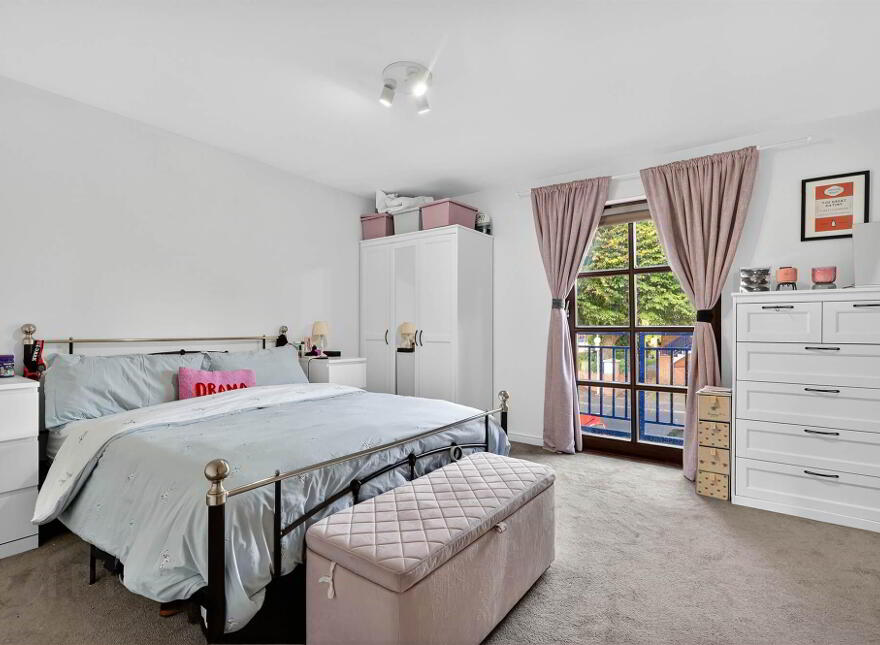 Apt 20, Cleaver Court, Belfast, BT9 5LX