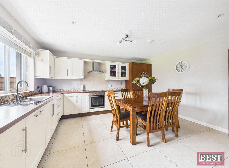 16 Carrickshane, Bessbrook, Newry, BT35 7NU