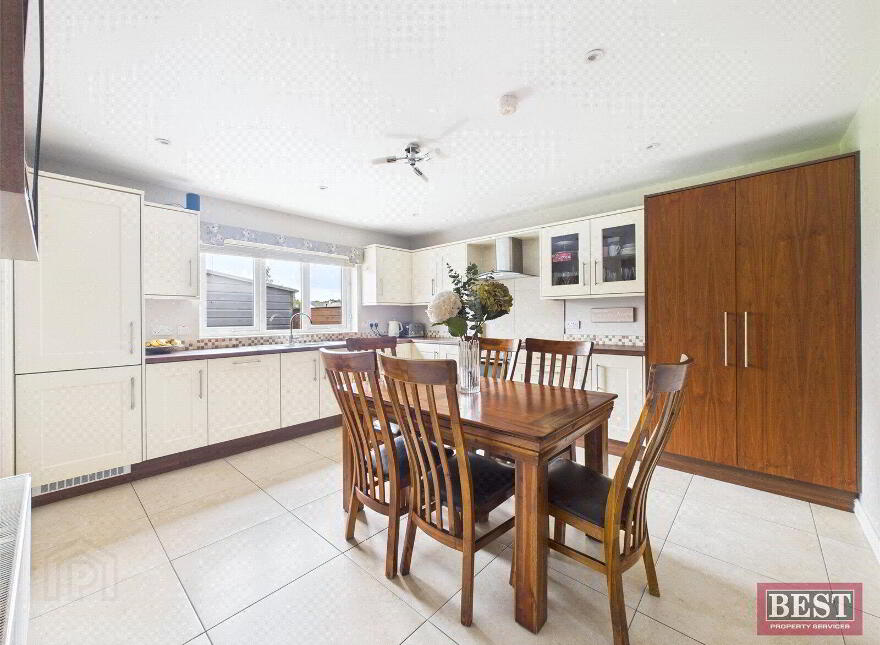 16 Carrickshane, Bessbrook, Newry, BT35 7NU