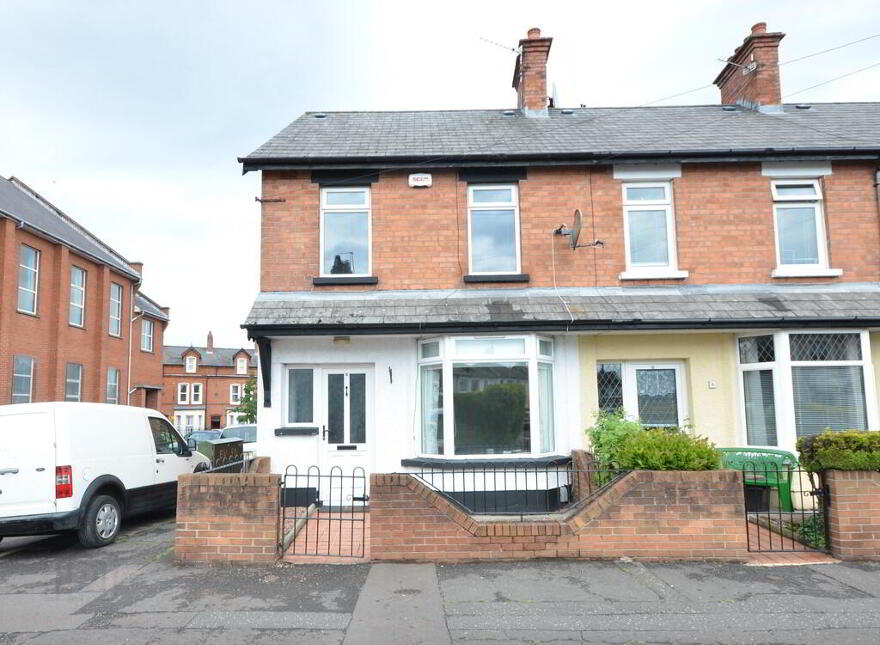 4 Ravenhill Avenue, Belfast, BT6 8LG