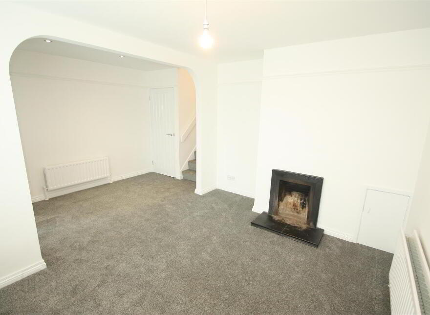 35 Lisburn Street, Ballynahinch, BT24 8BD