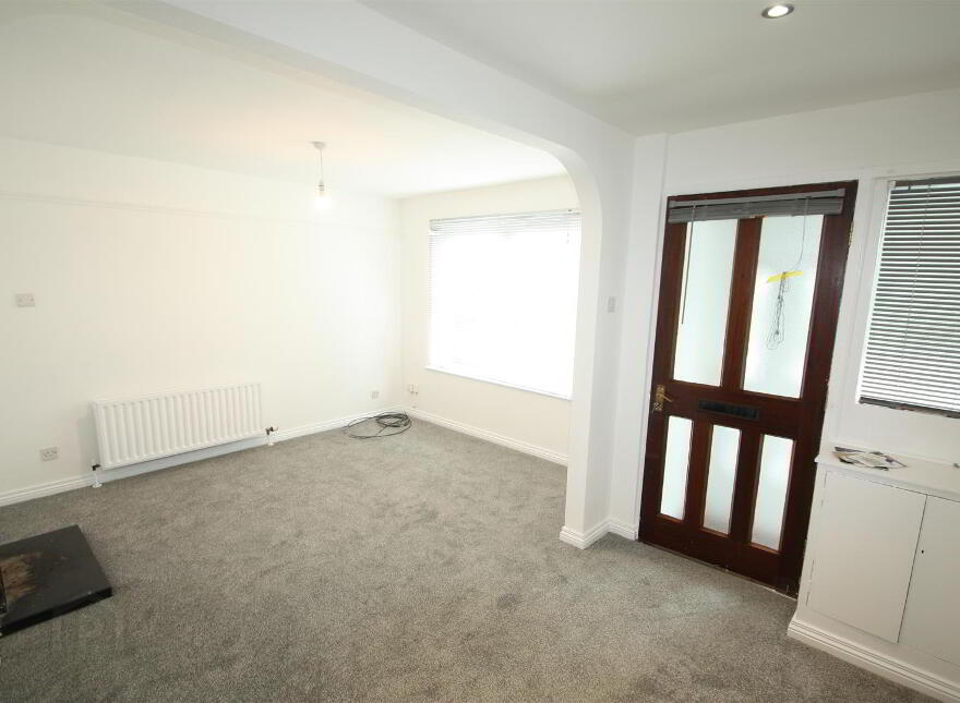 35 Lisburn Street, Ballynahinch, BT24 8BD