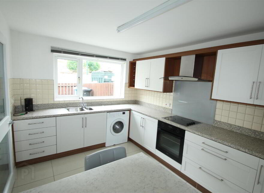 35 Lisburn Street, Ballynahinch, BT24 8BD