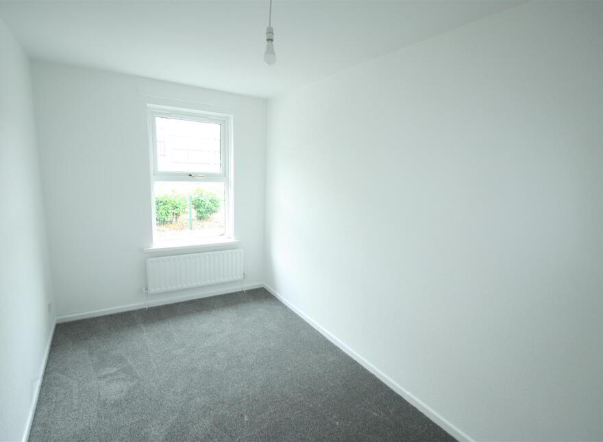 35 Lisburn Street, Ballynahinch, BT24 8BD