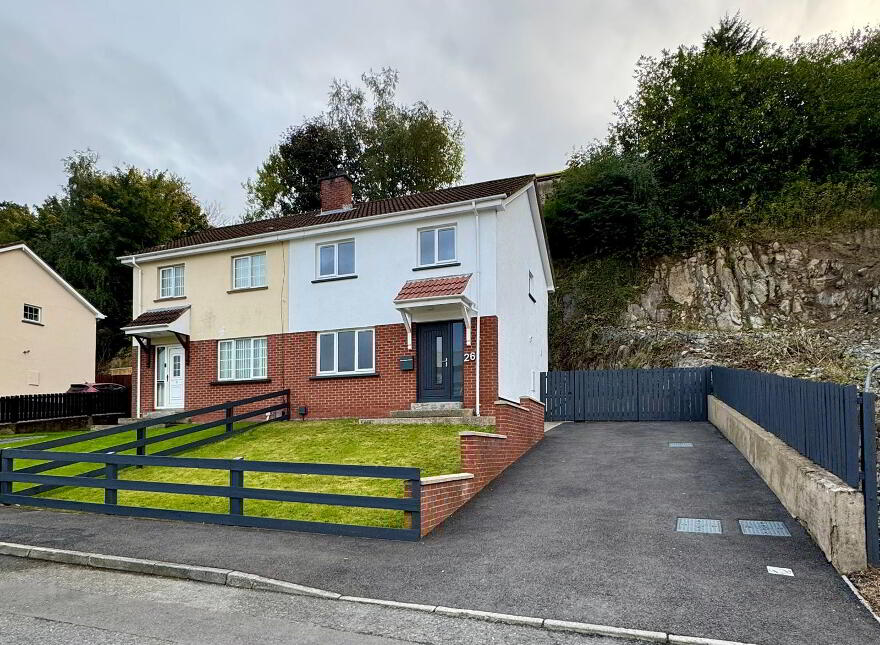 26 Woodlands, Hospital Road, Newry, BT35 8LW photo