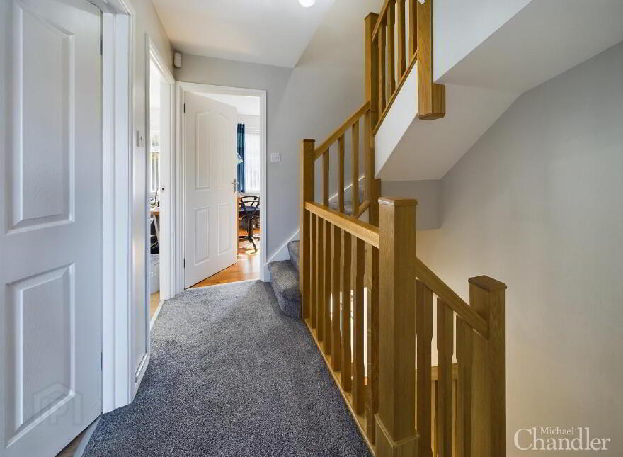63 Martinville Park, Belfast, BT8 7JH