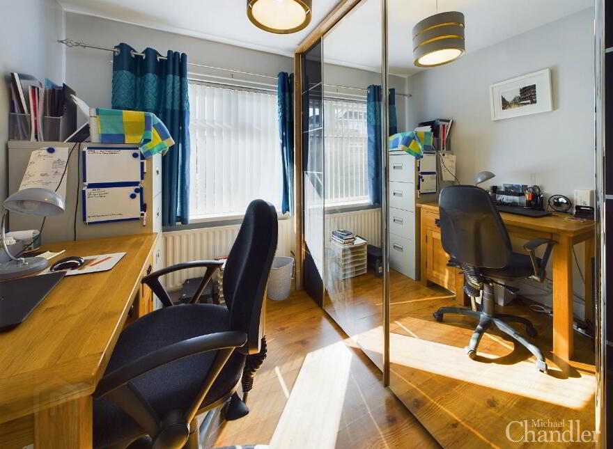 63 Martinville Park, Belfast, BT8 7JH
