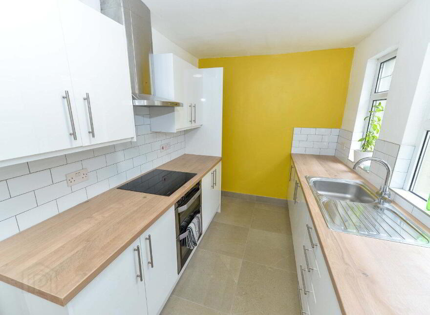 2 Willowholme Street, Belfast, BT6 8NW