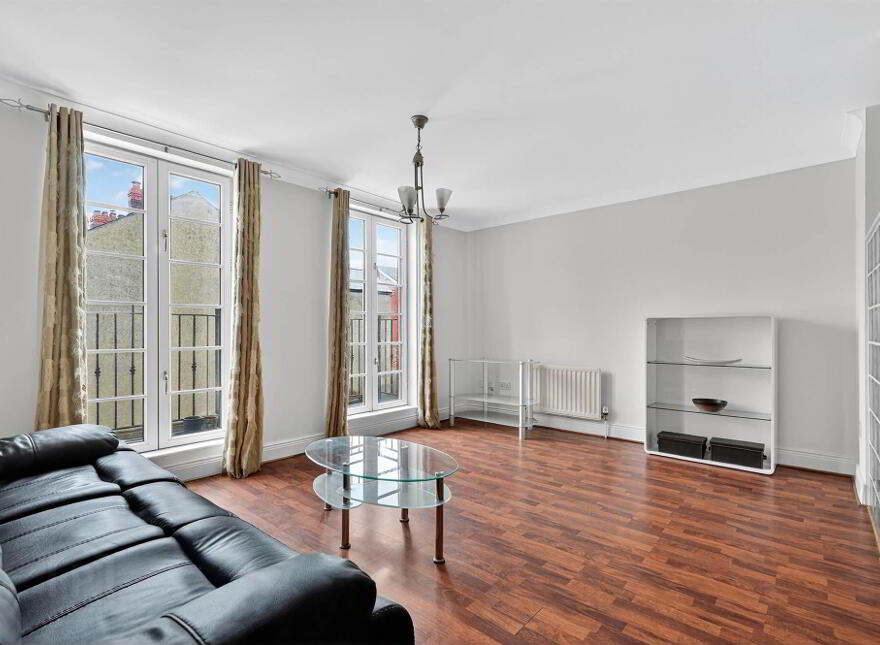Apt 9, 23 Rugby Parade, Belfast, BT7 1PY
