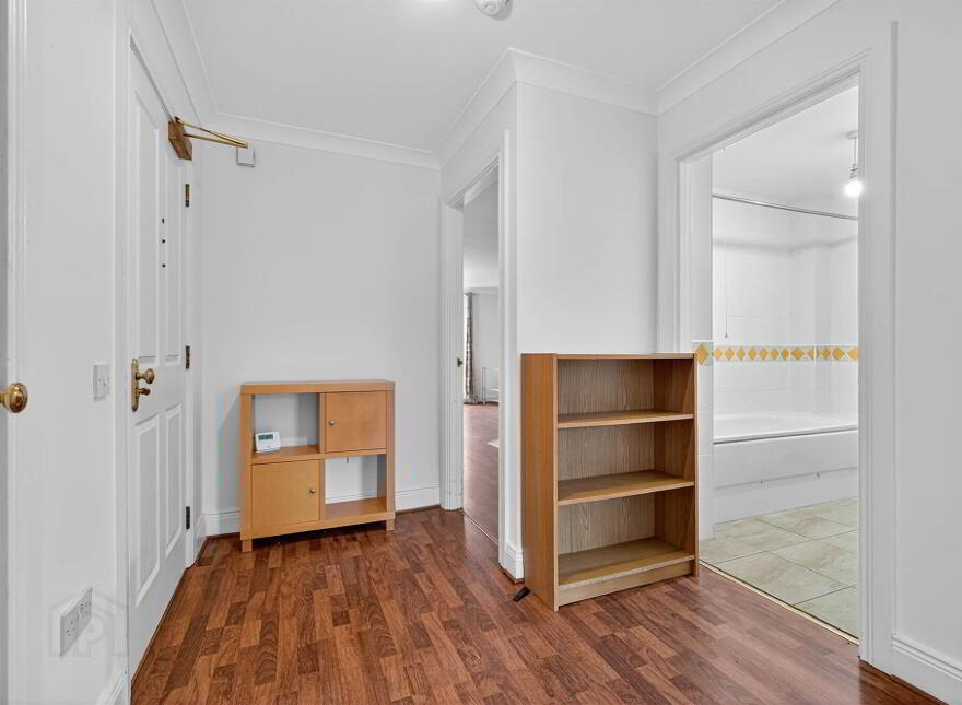 Apt 9, 23 Rugby Parade, Belfast, BT7 1PY