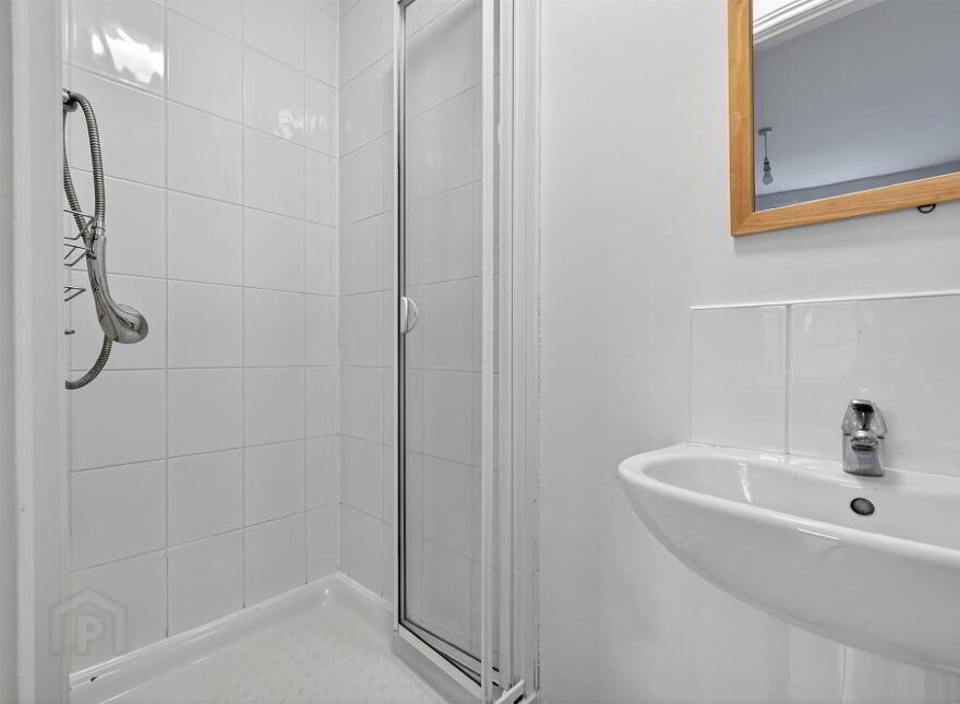 Apt 9, 23 Rugby Parade, Belfast, BT7 1PY