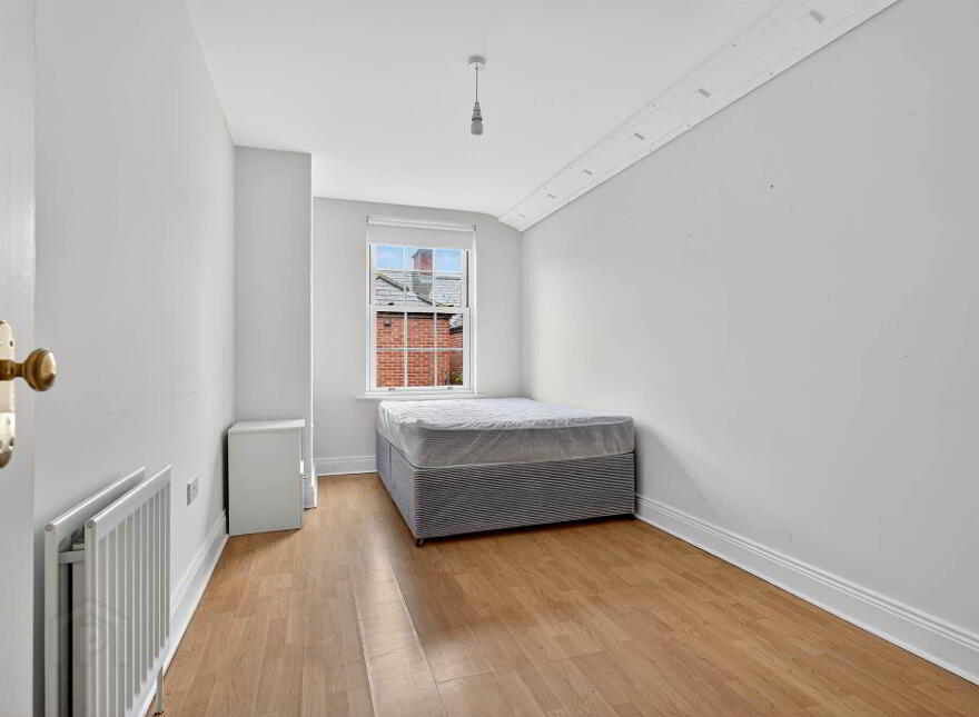 Apt 9, 23 Rugby Parade, Belfast, BT7 1PY