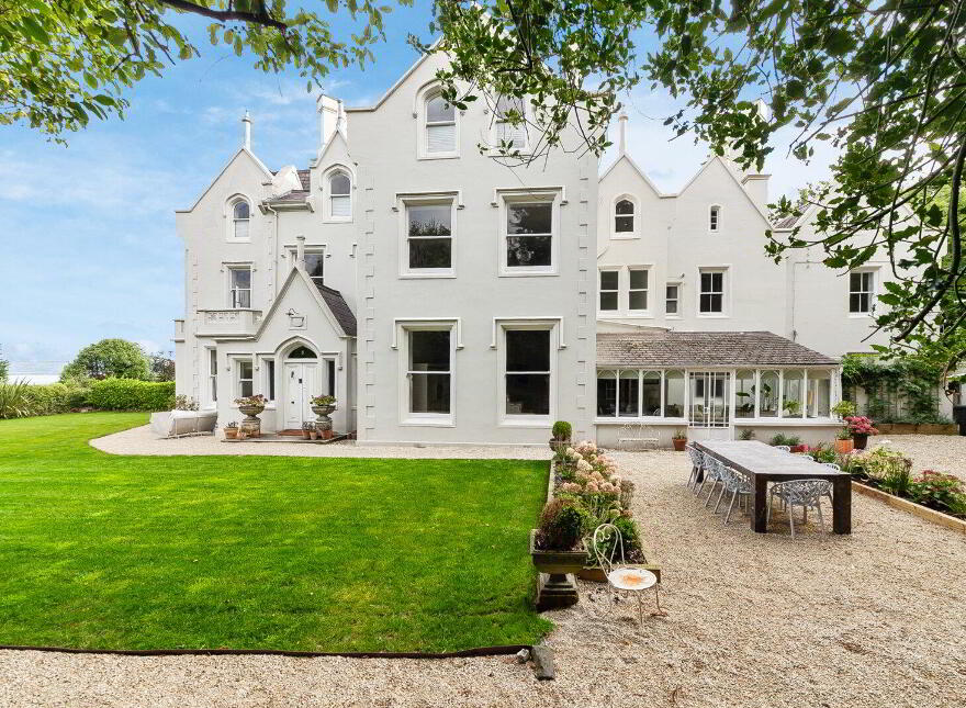 Tudor Hall, 5 Tudor Park, Holywood, BT18 0NX photo